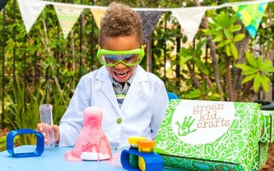Monthly Science Discovery Box Ages 5 -10  Green Kid Crafts